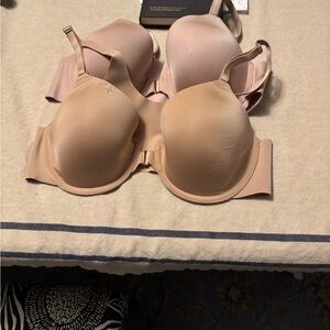 Soma Vanishing Back Perfect Coverage Front Closure 36C Set of 2